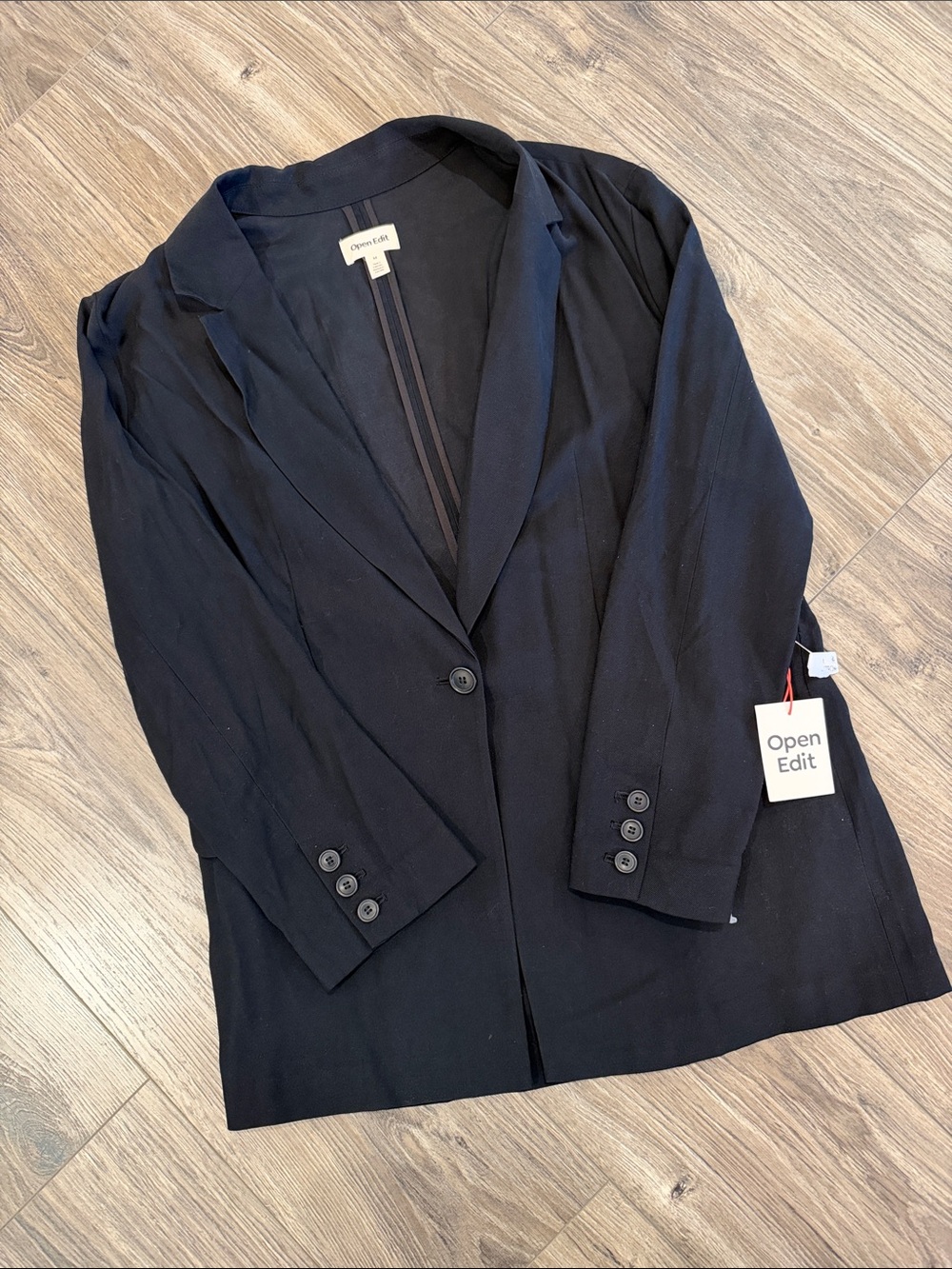 NWT!! Black Women's Single-Button Blazer